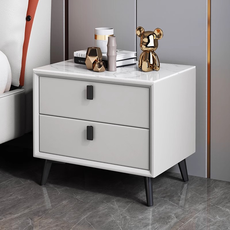 北欧スタイルの無垢材ベッドサイドテーブル、焼結石トップ付き、 - Solid Wood Nightstand 2 Drawers のレビューと価格